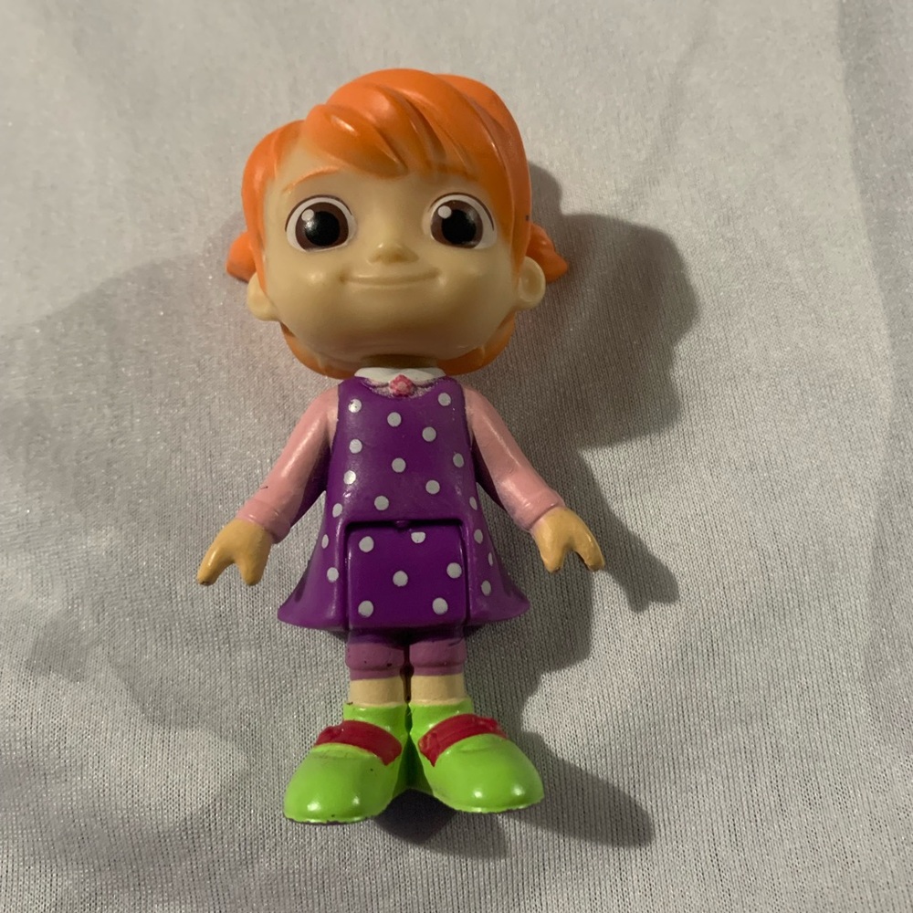 YoYo Cocomelon Figure